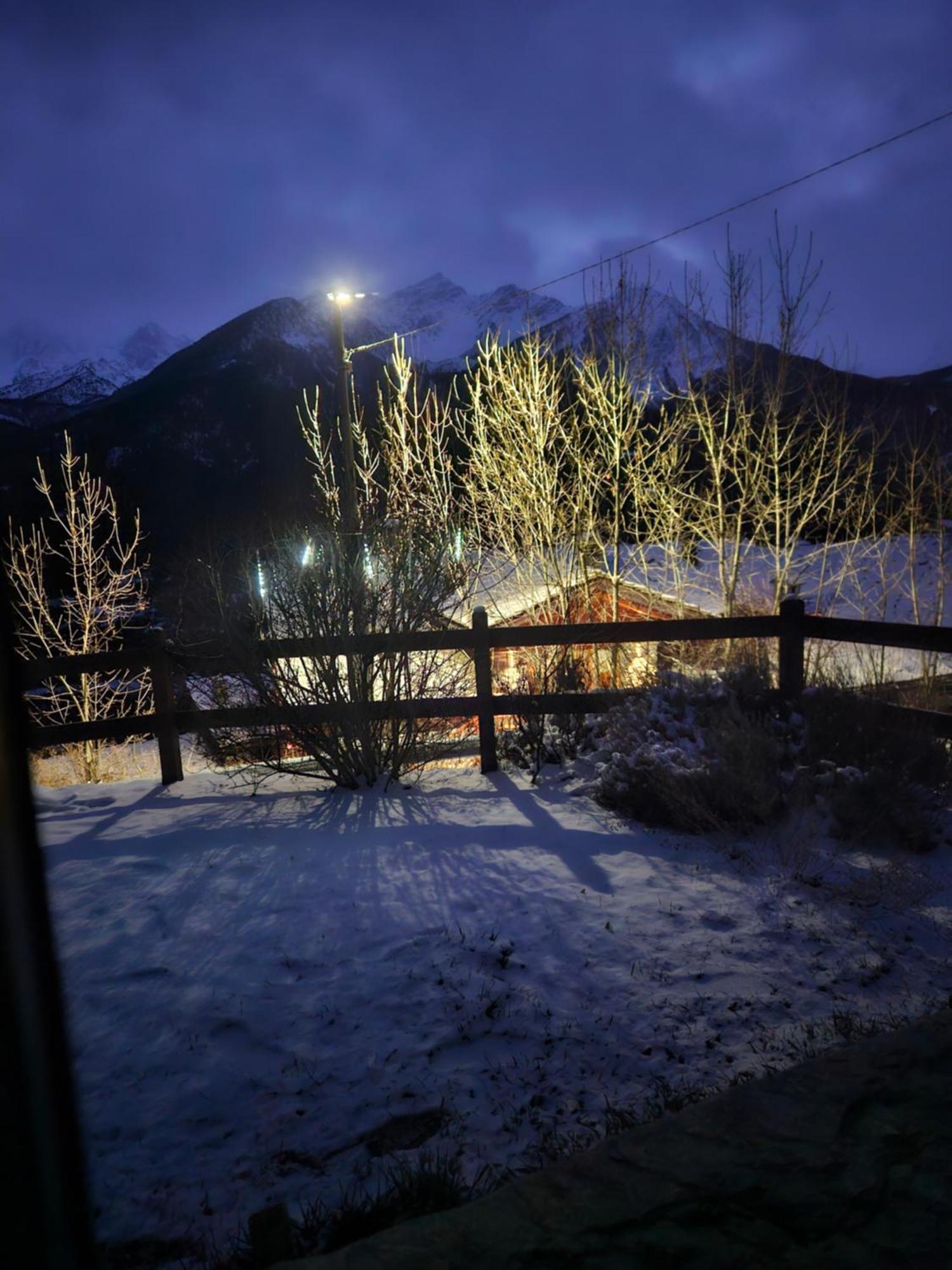 Relax Mountain Apartment La Salle Ruang foto